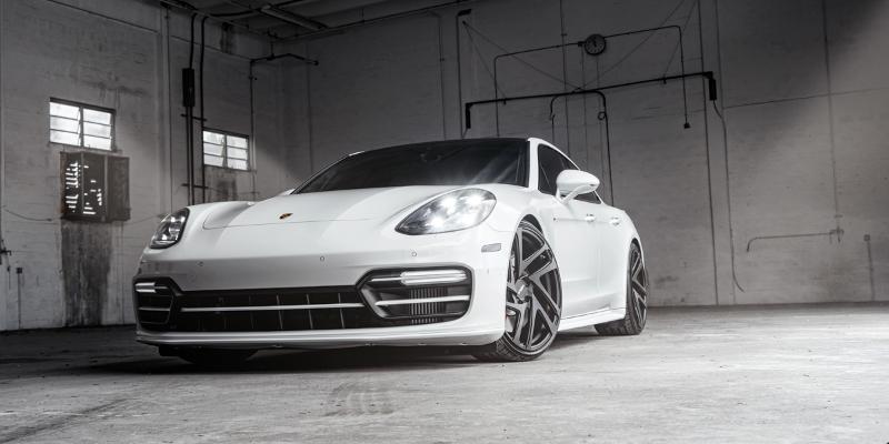 Porsche Panamera SNA-T